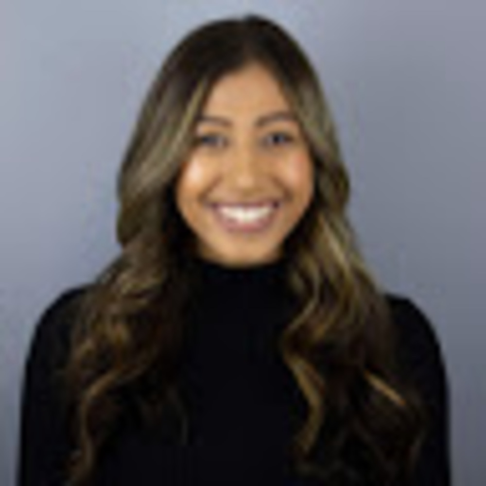 Meet your Posher, Stephanie